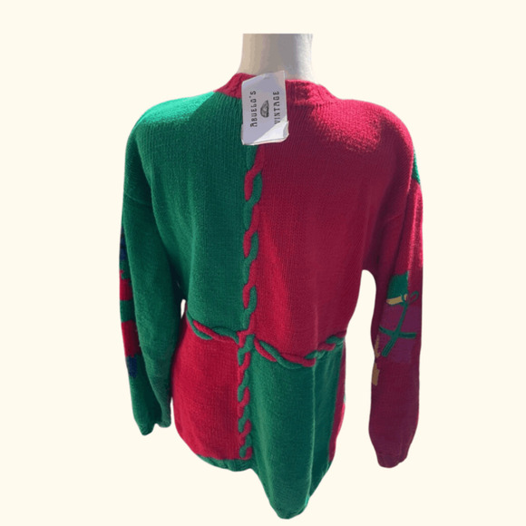IZOD Christmas Sweater | Red Green Knit | Size M | Vintage - Picture 2 of 3